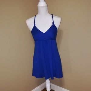 Summer Time V-nevk braided criss cross back tank